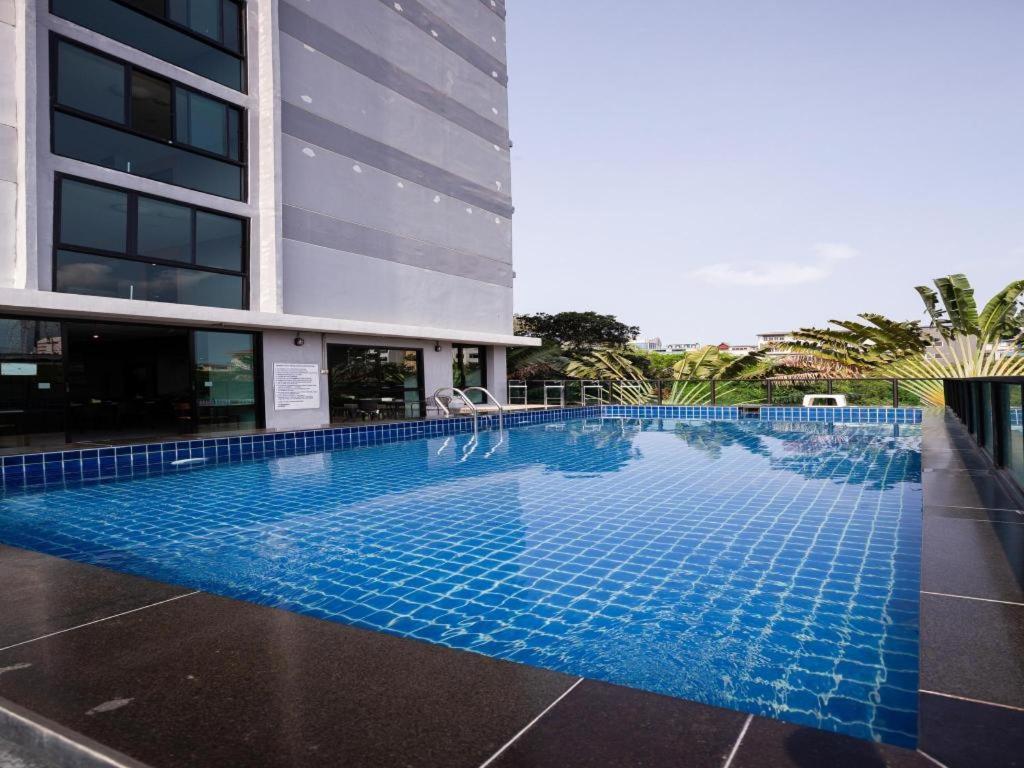 B2 South Pattaya Premier Hotel מראה חיצוני תמונה