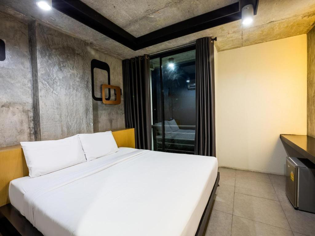 B2 South Pattaya Premier Hotel מראה חיצוני תמונה